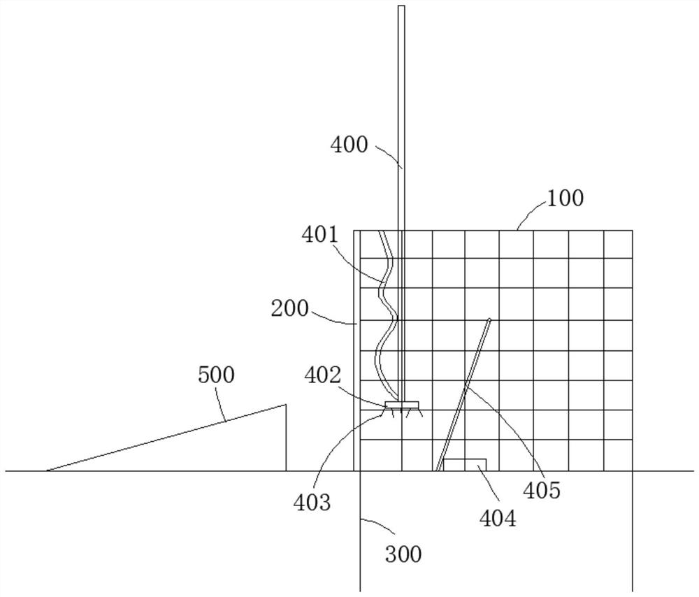 latent salt-inhibiting movable valve structure