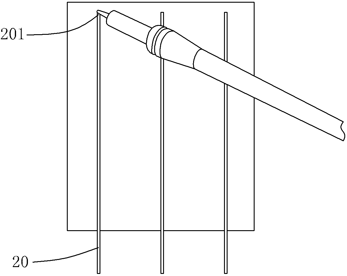 Welding method for connecting solar cells to form solar cell module and soldering iron