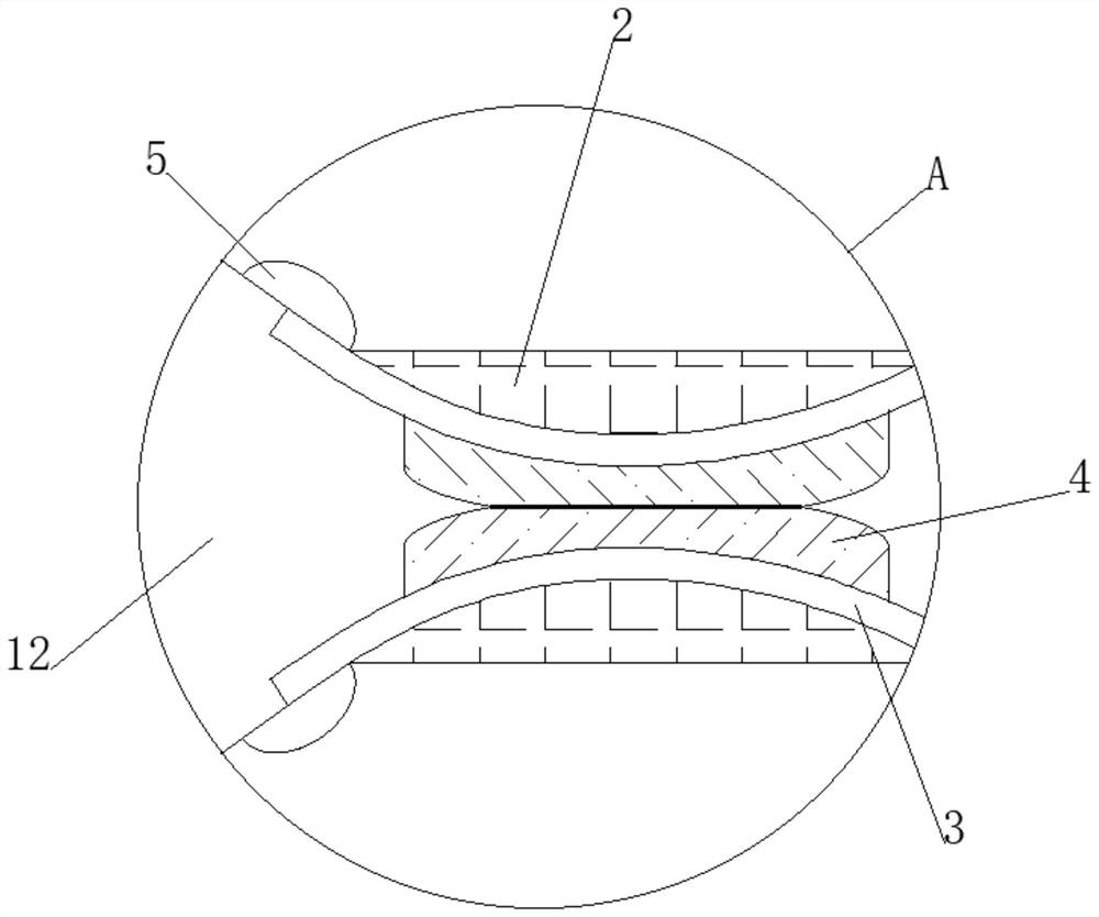 A kind of self-sealing food packaging bag and using method thereof