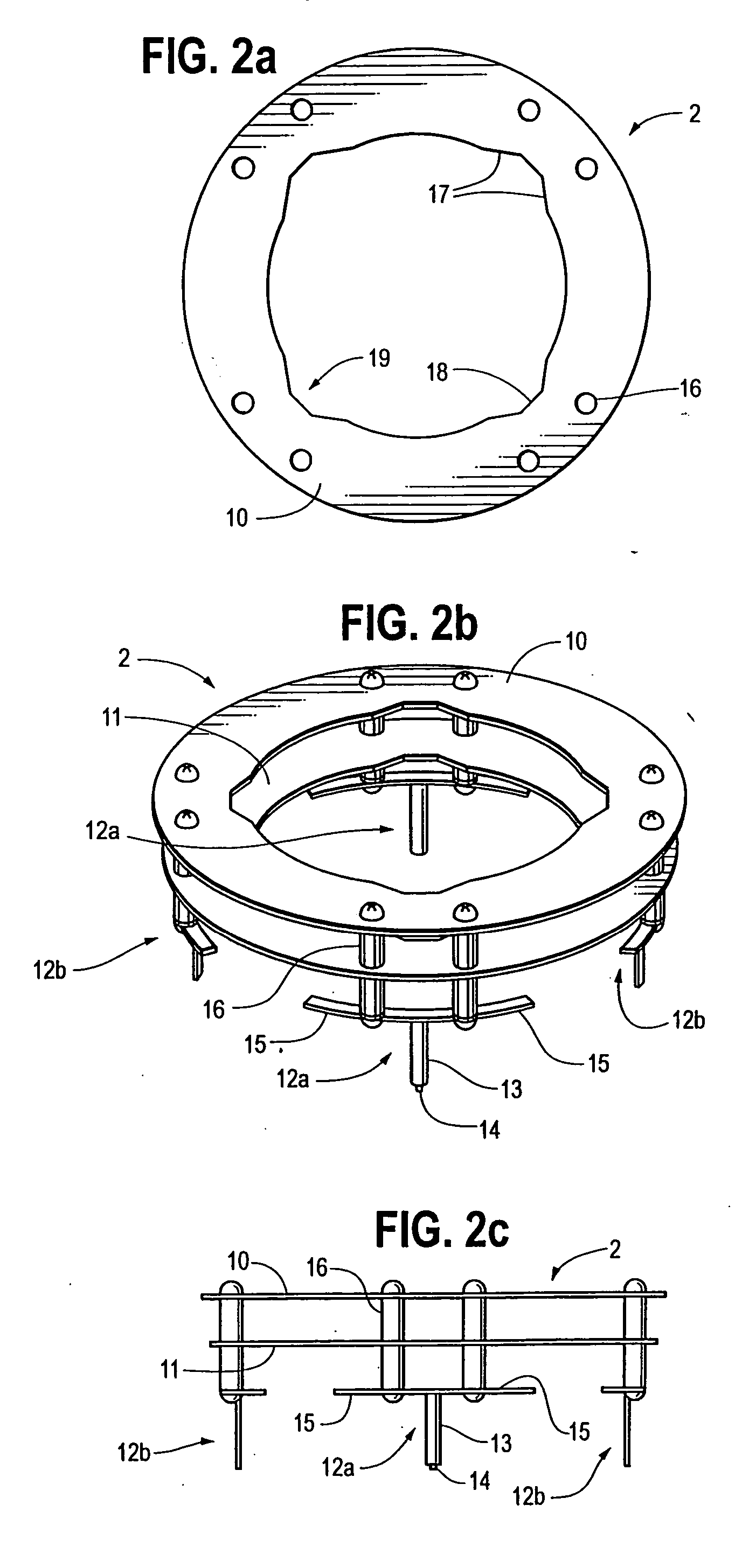 Antenna element, feed probe; dielectric spacer, antenna and method of communicating with a plurality of devices