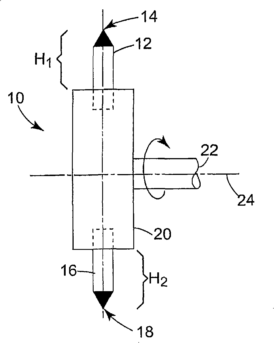 Aligned multi-diamond cutting tool assembly for creating microreplication tools