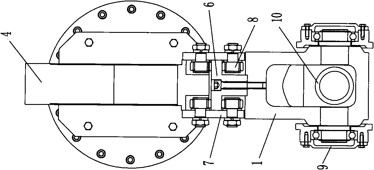 Constant tension micro-compensation trolley device used for papermaking mechanical felt tensioning machine