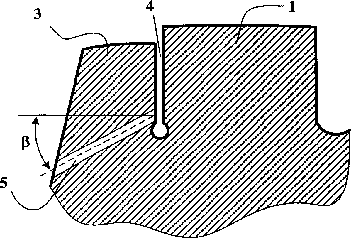 Tread comprising a ventilated device for countering irregular wear