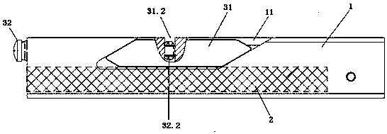 Vibration-attenuation installation structure and method of functional module in insertion box and insertion box