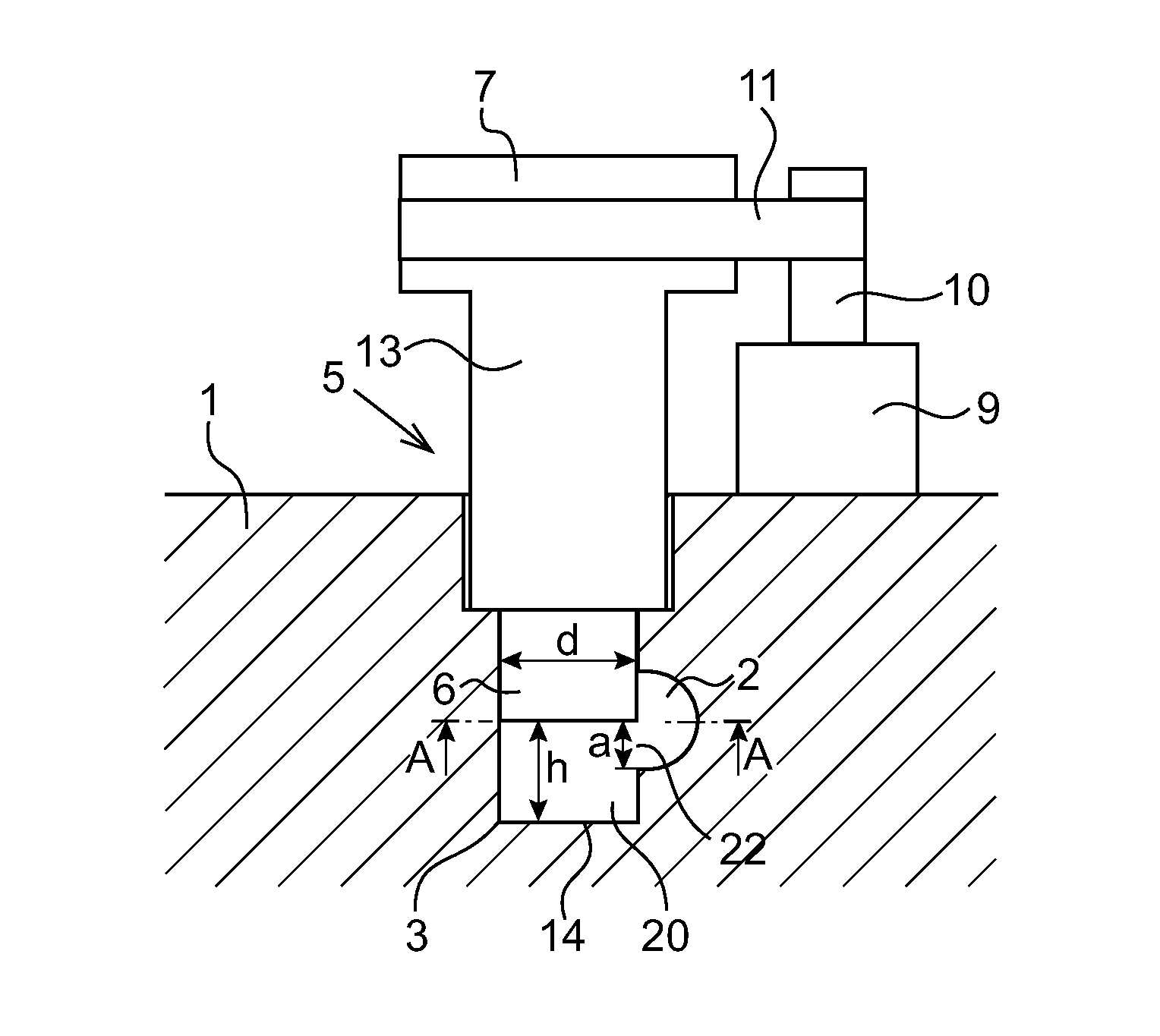 Device for pumping a fluid at low flows