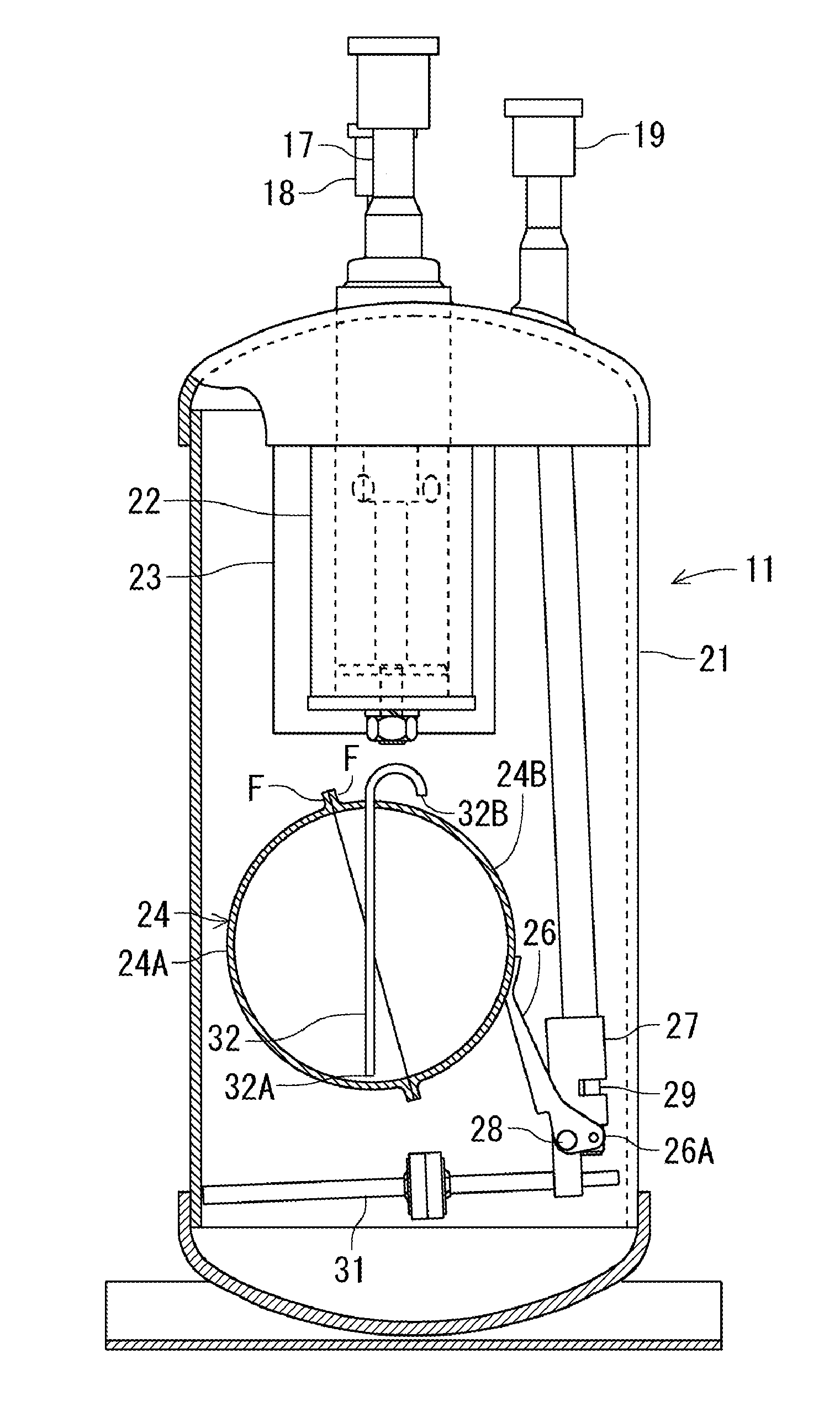 Oil separator and refrigerating cycle apparatus using the same