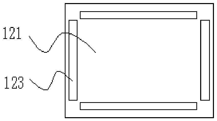 Waste plastic shell smashing device