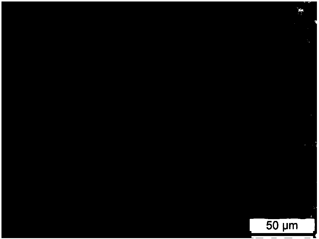 Medium-low carbon steel wire with excellent deformation performance and production method thereof