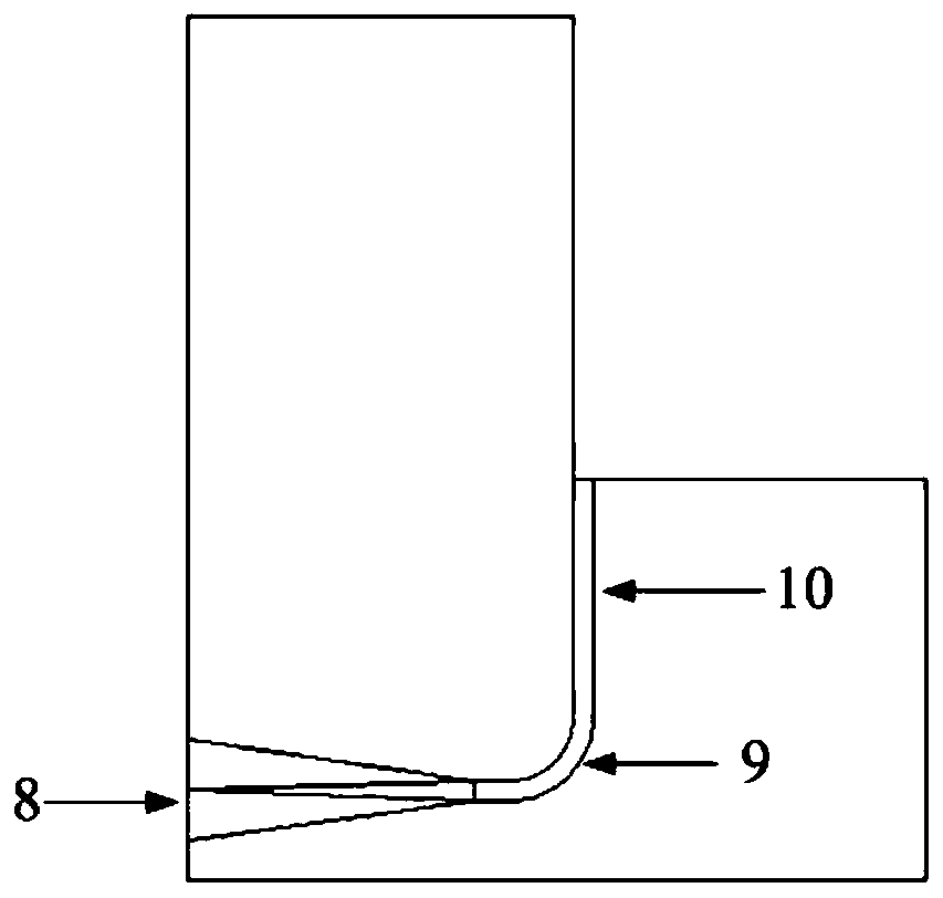 A Terahertz Antenna for Short Baseline Measurements