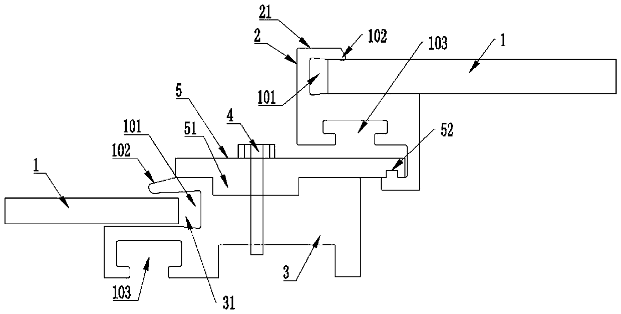 Clamping structure applied to connection of tile type photovoltaic module frame