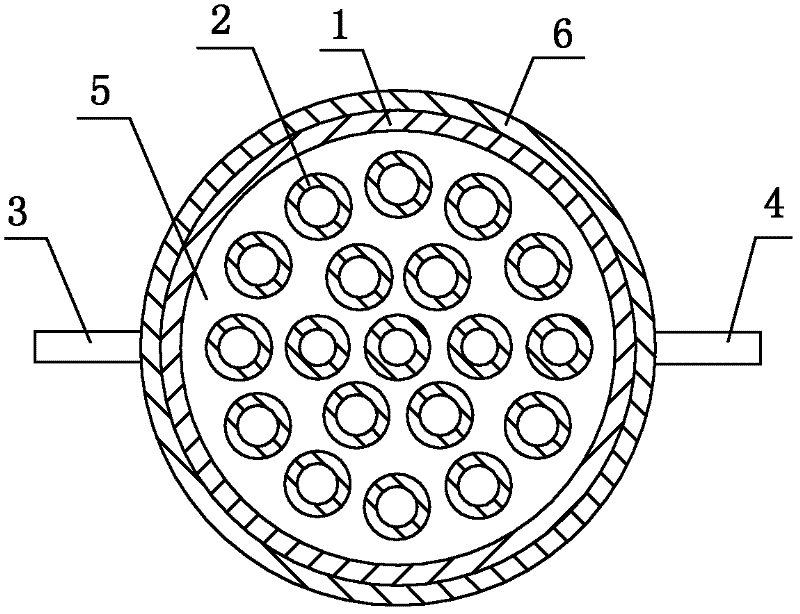 Fused salt phase change heat storage device applied to solar air conditioner