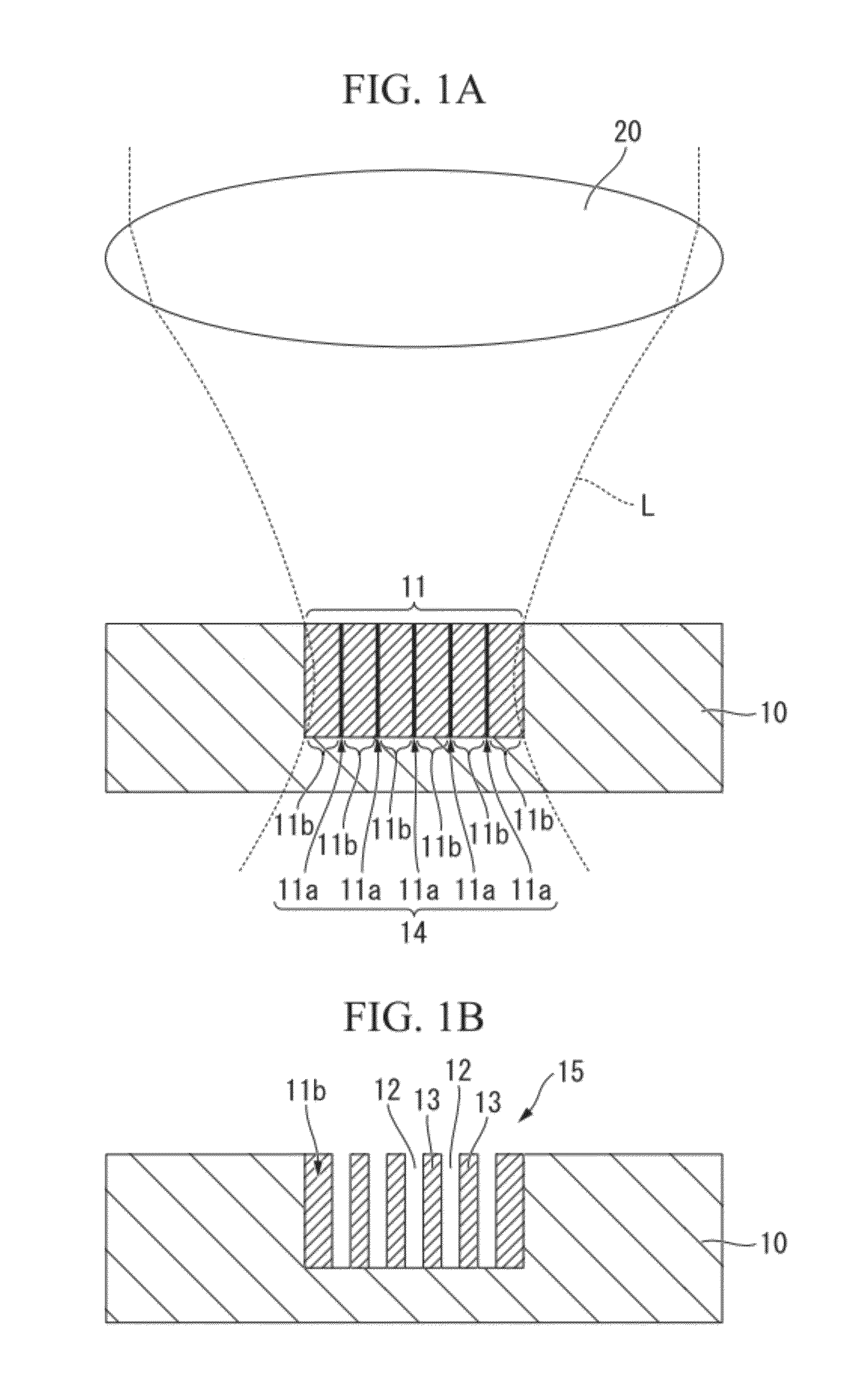 Surface nanostructure forming method and base having surface nanostructure