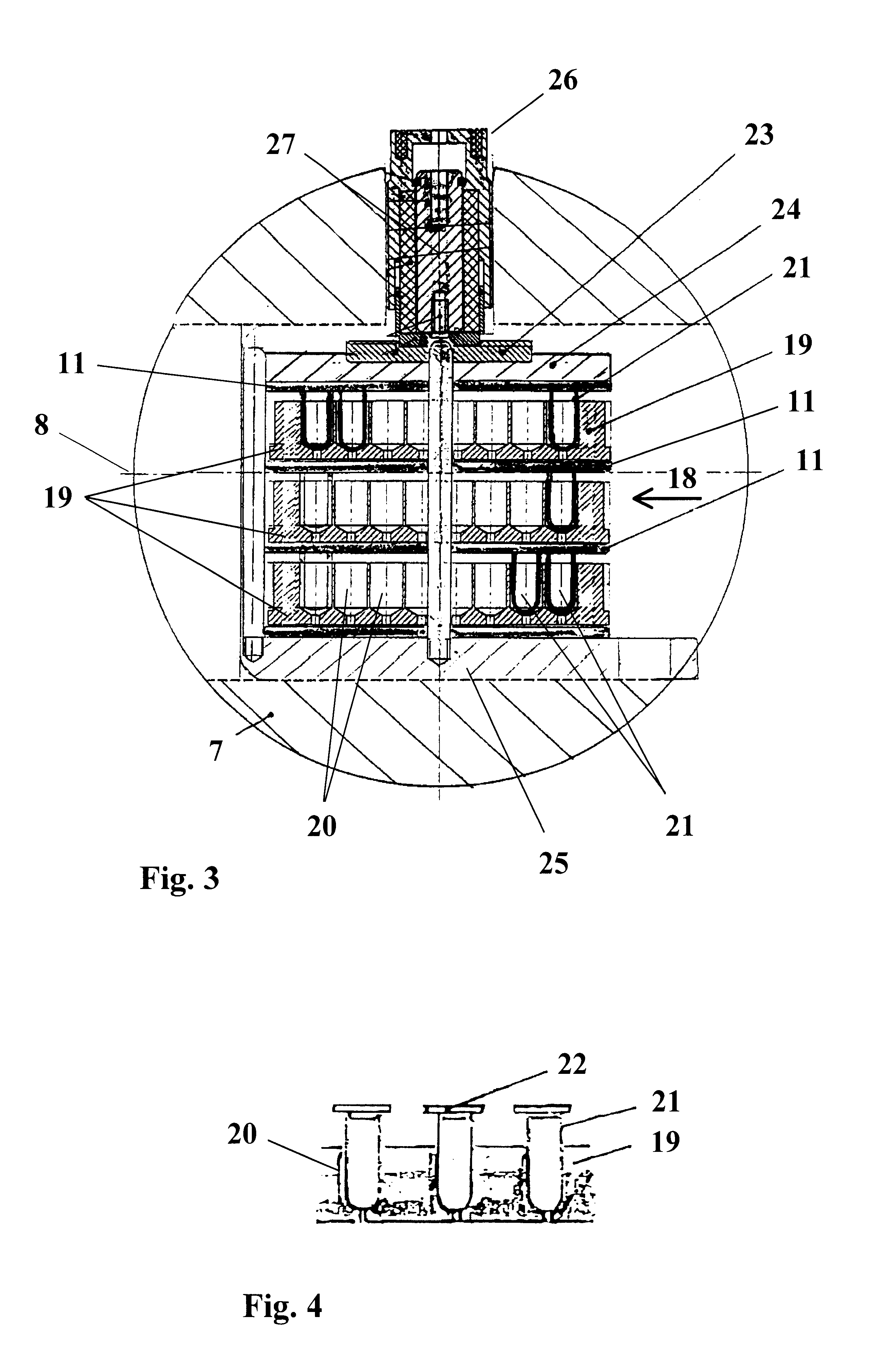 Device for performing multiple chemical reactions and processes in high frequency fields