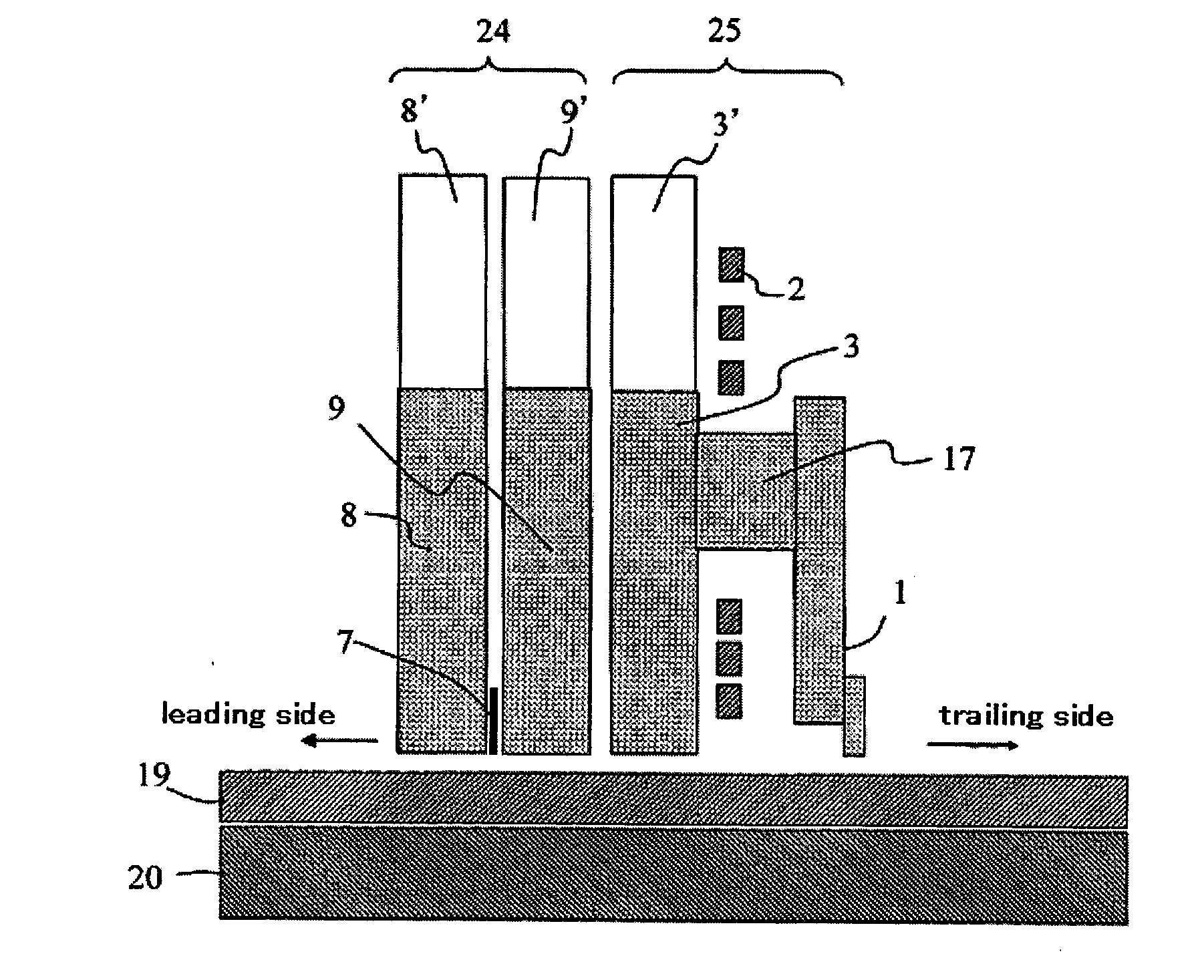 Magnetic head with recessed portion, and magnetic recording and reproduction apparatus comprising the same