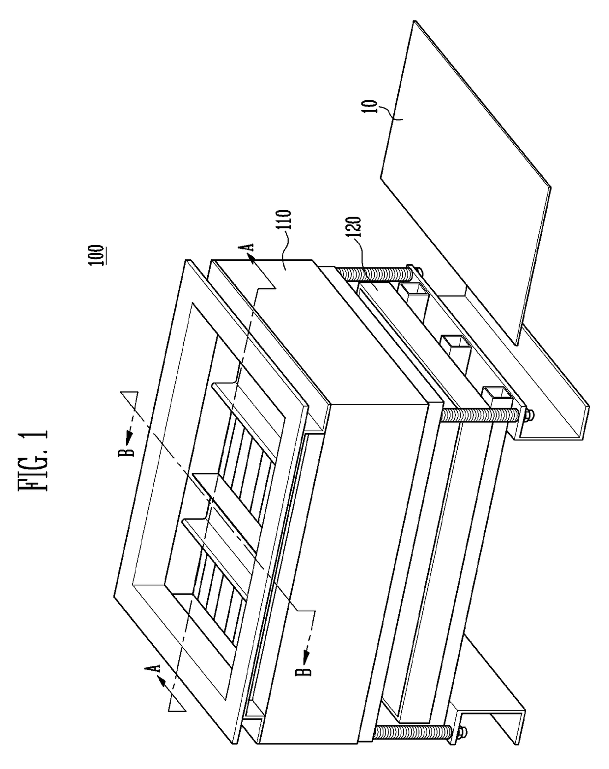 Molding apparatus and battery tray manufactured thereby