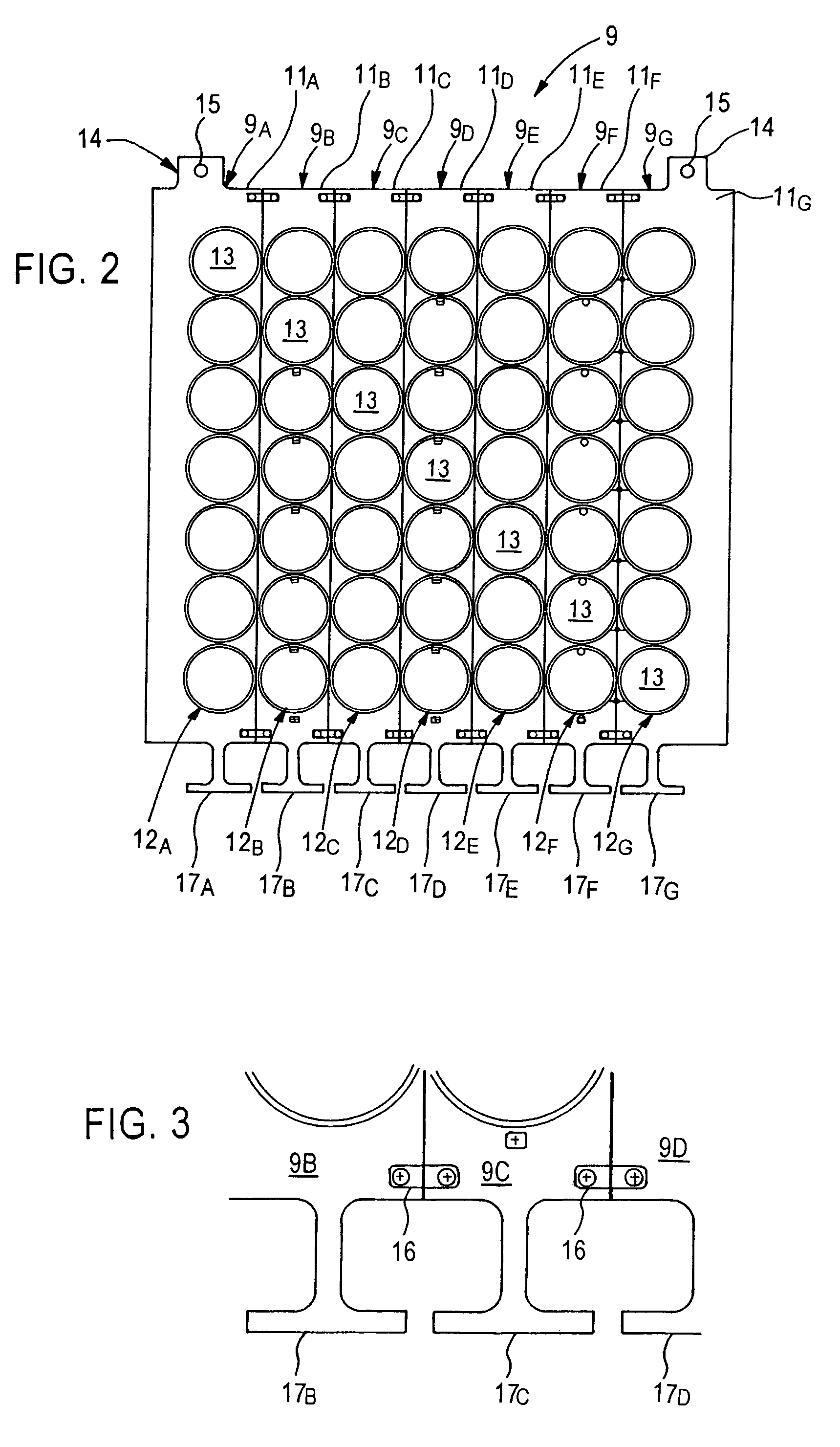 Segmented pallet for disk-shaped substrate electrical biassing and apparatus comprising same