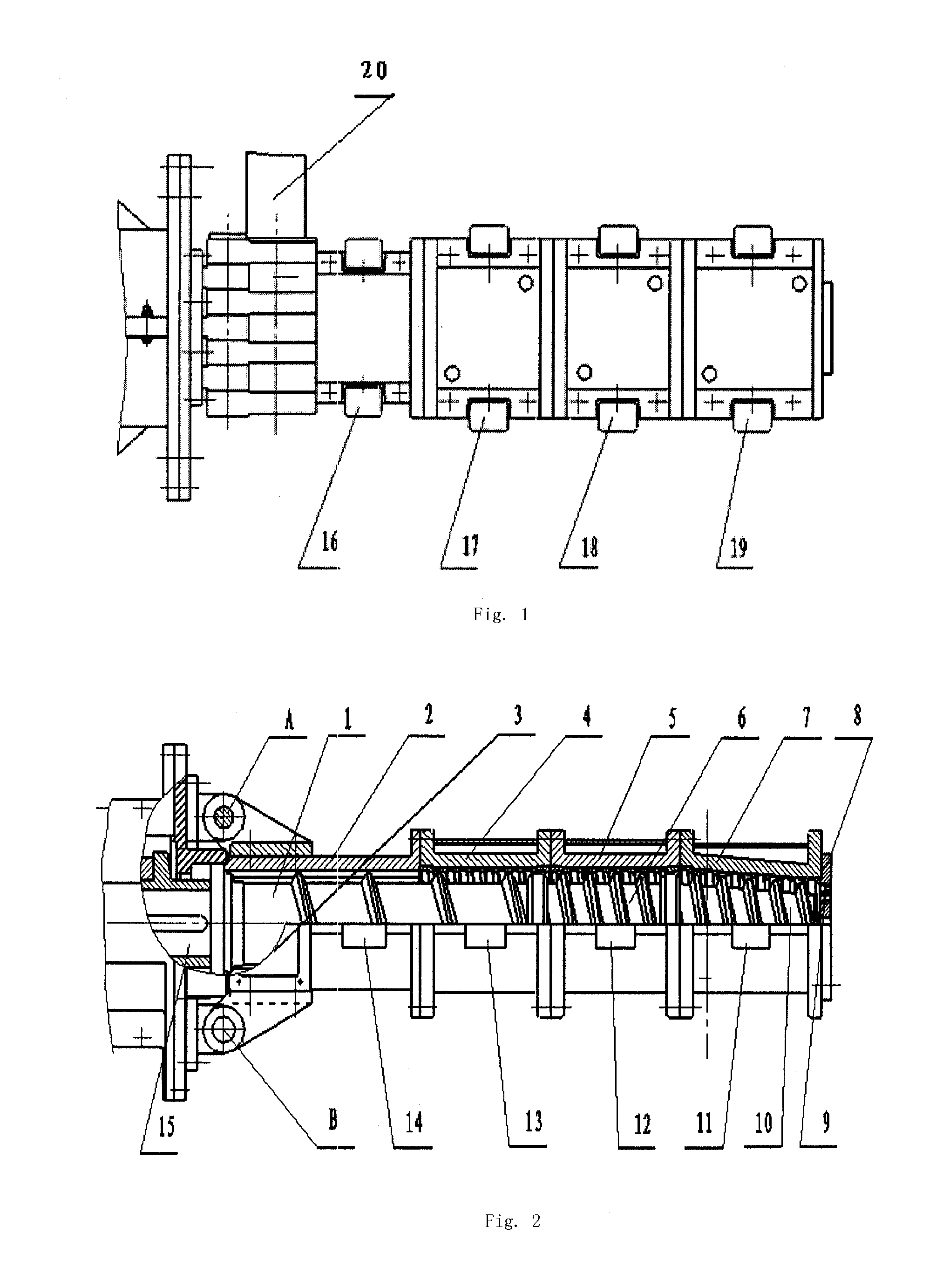 Processing method and device for extrusion of beer adjunct with or without enzymes added, and saccharogenic method for extruded beer adjunct