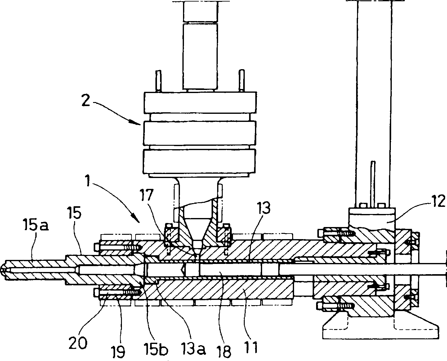 Injection cylinder in injection apparatus for molding metal material