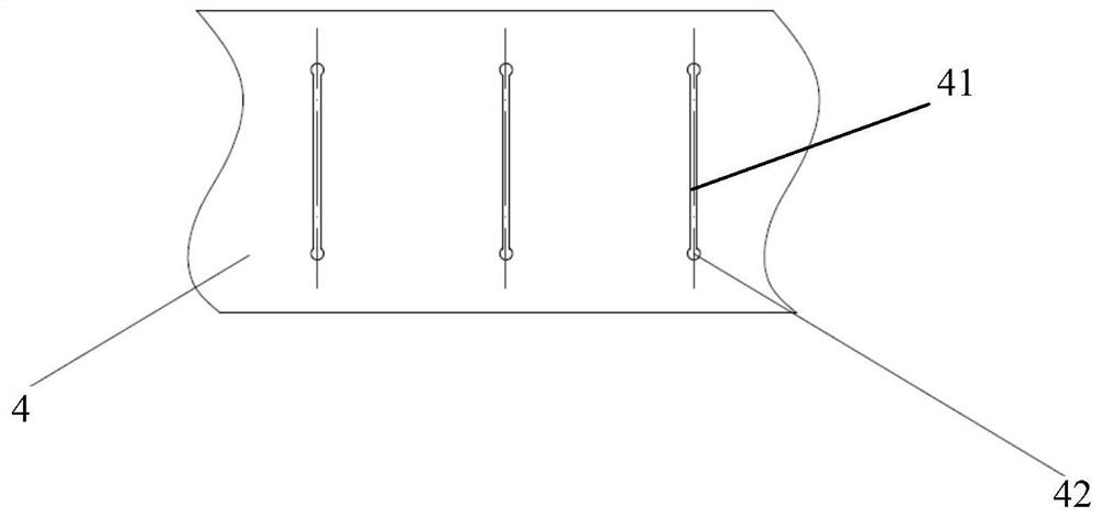 Flow guide hole protection device