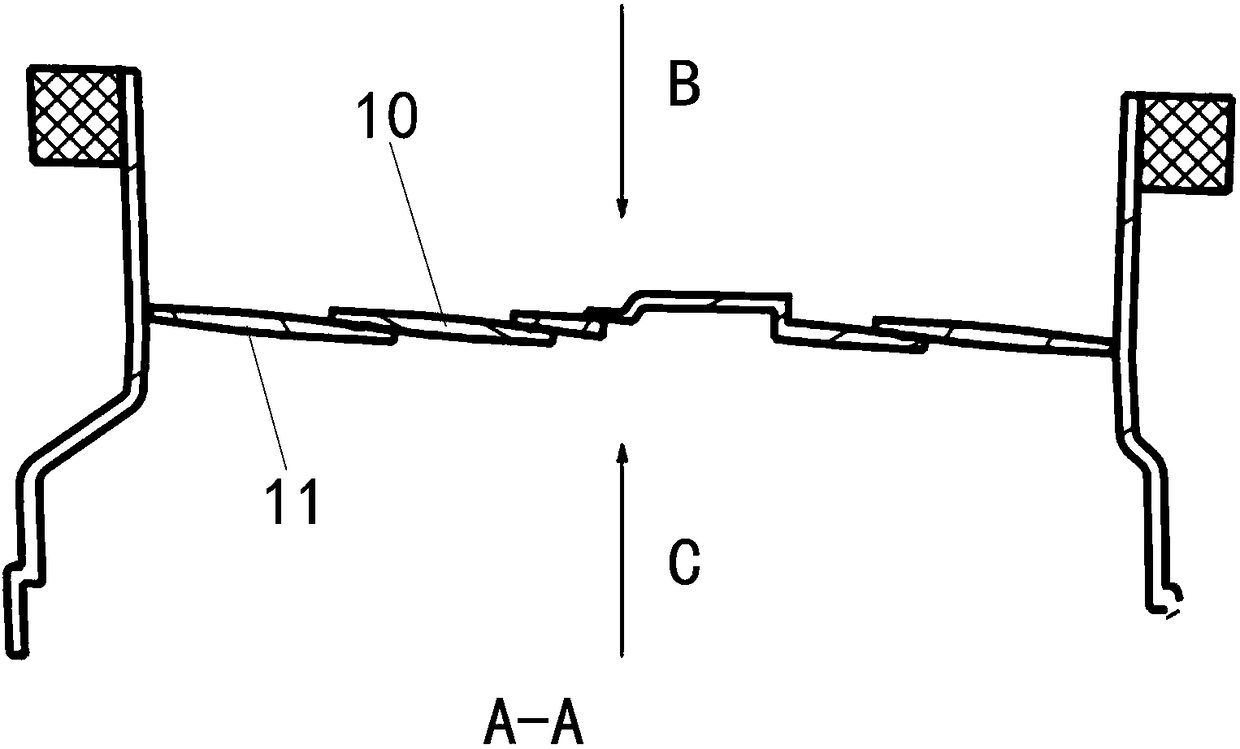 Air outlet blade turbulence structure and air outlet system