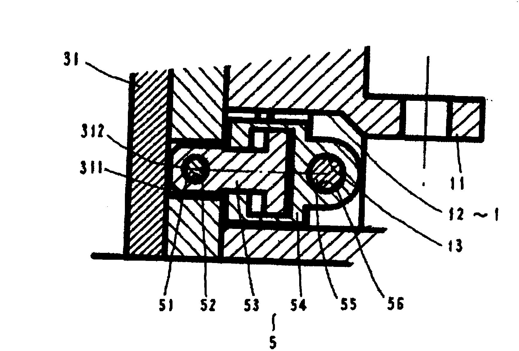 Deflectable cutting device of coal mining machine