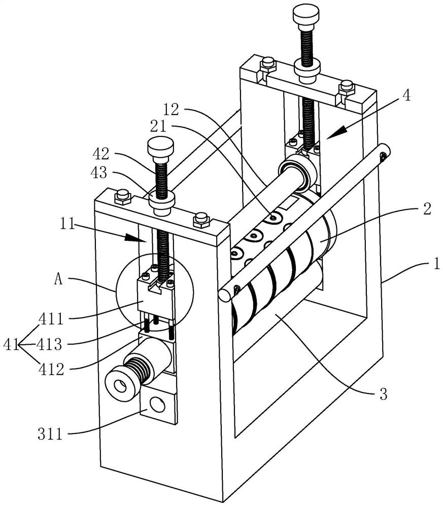 A die-cutting automatic material removal structure and a die-cutting machine with the structure