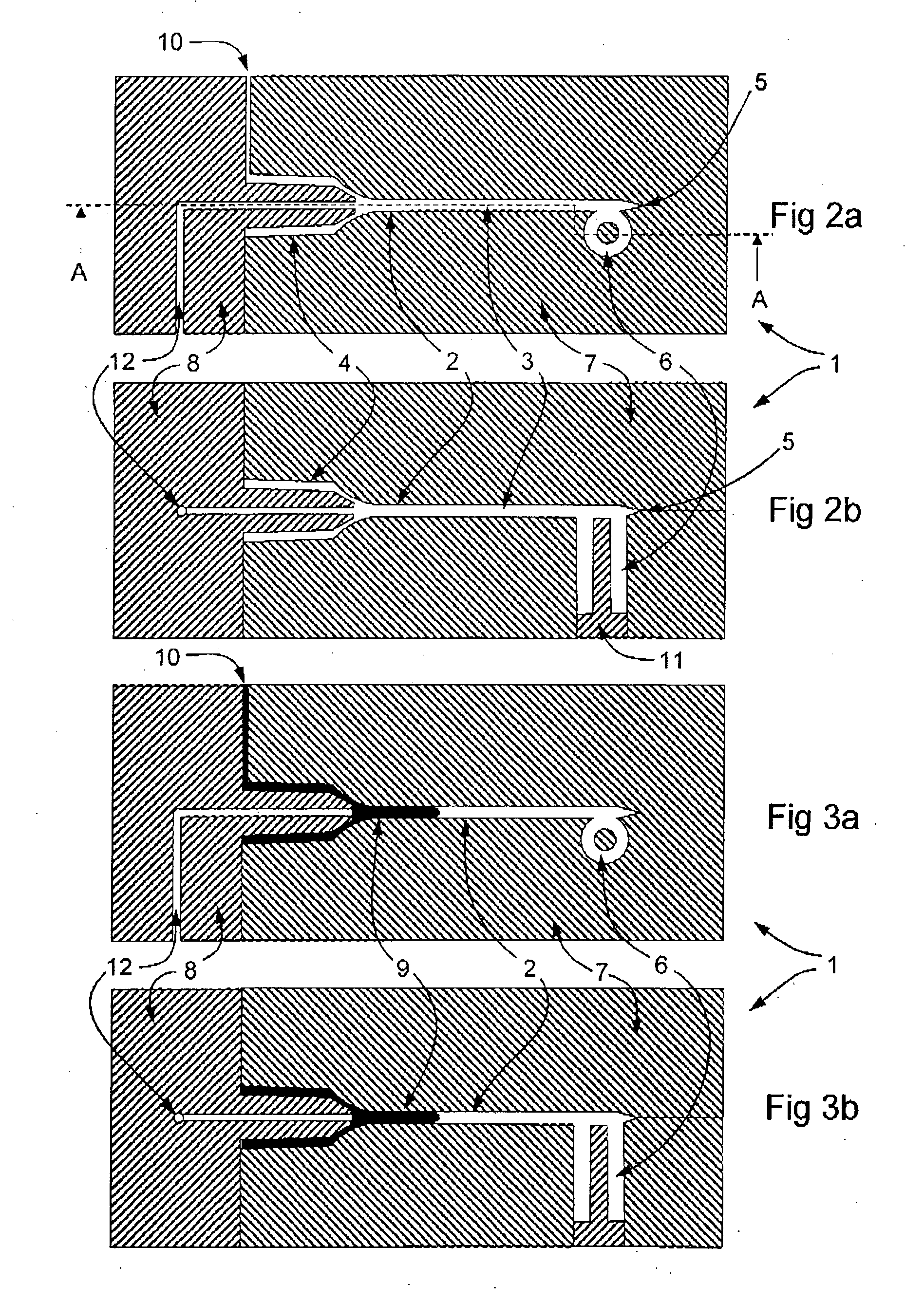 Method and apparatus for moulding cannulae