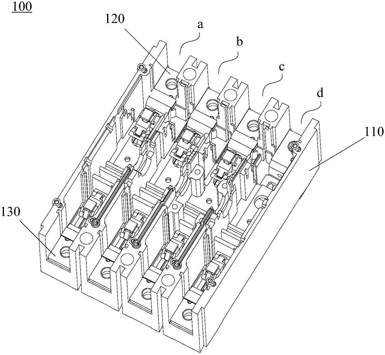 Inter-pole connection plate for multipole circuit breaker