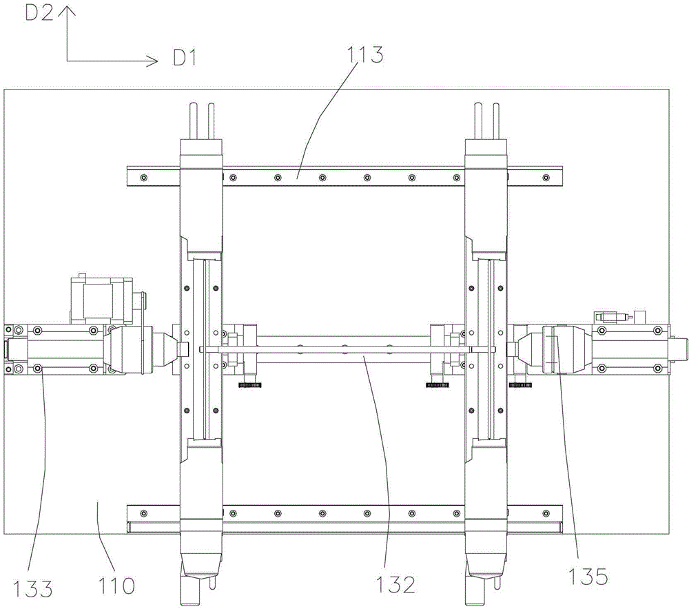 Detection device and method for detecting outer diameter, runout value, and roundness of circular shaft