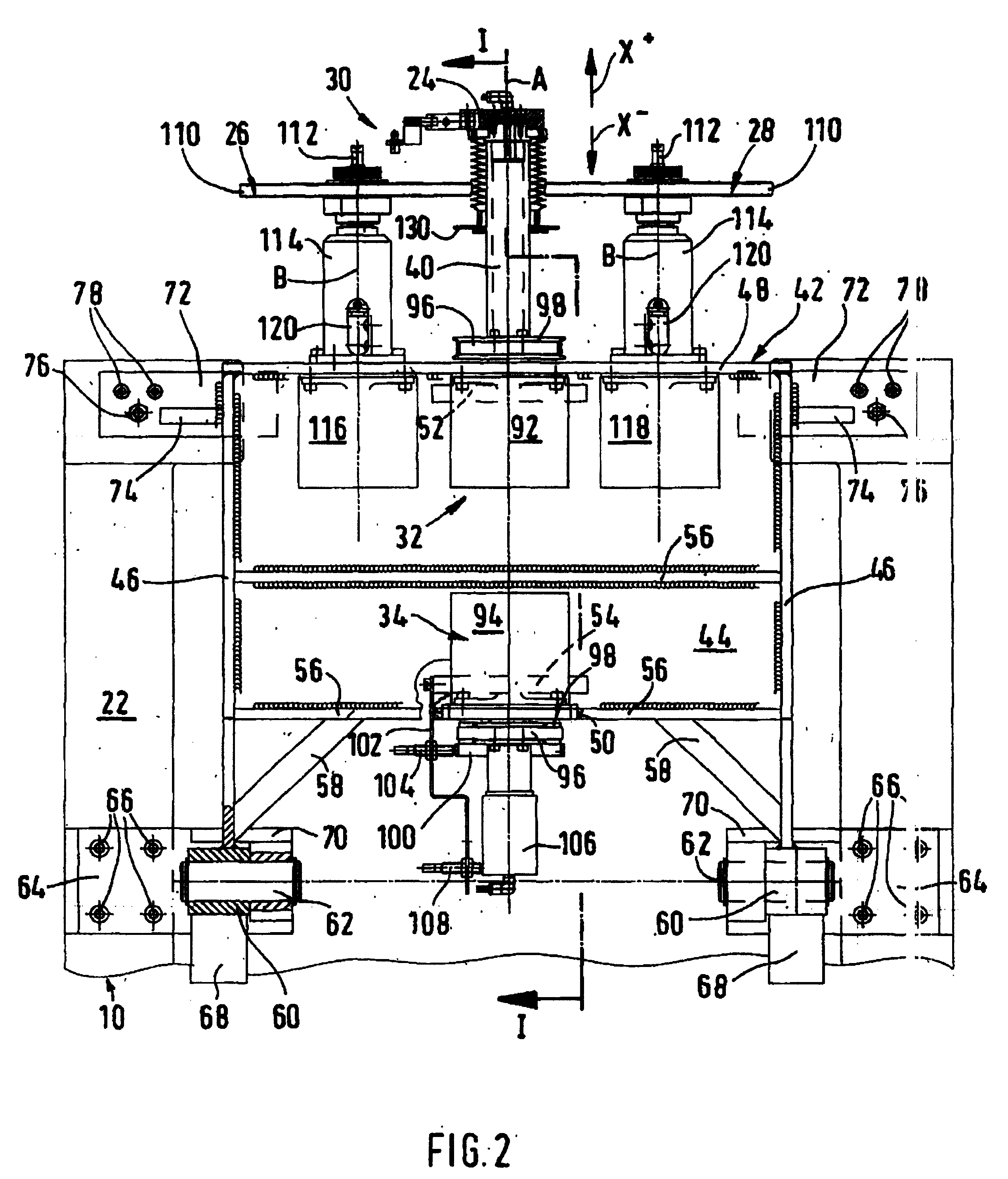 Device for loading and unloading optical workpieces