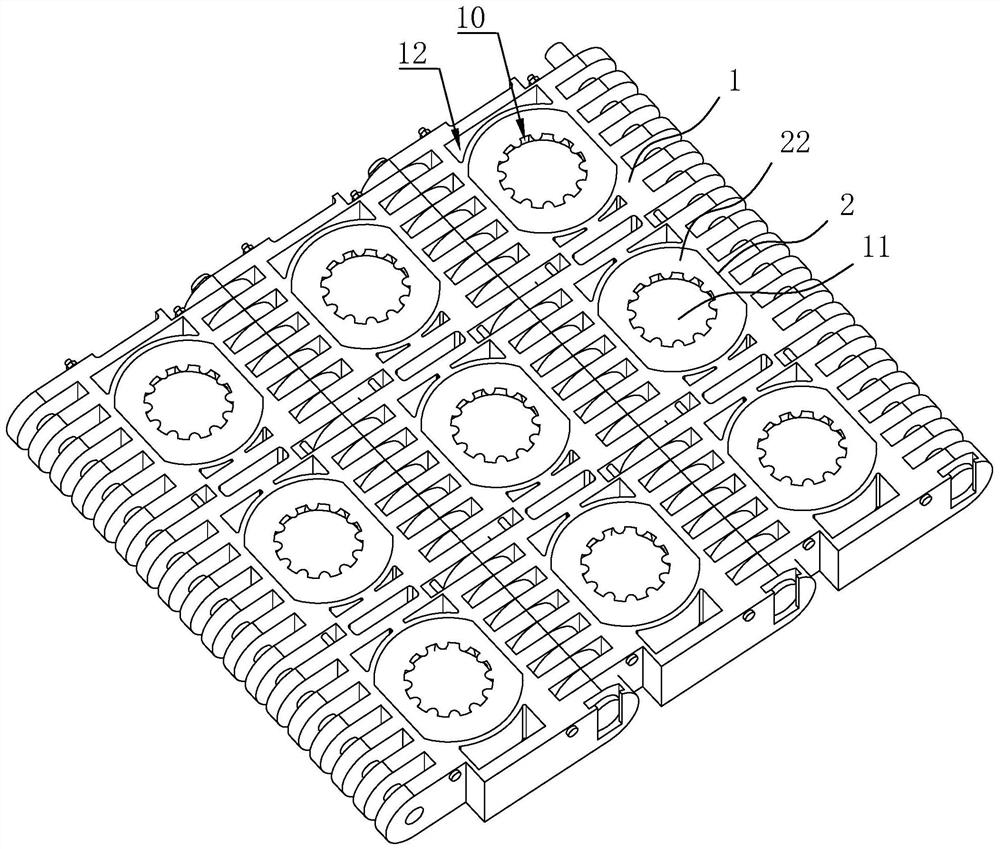 A universal ball mesh belt and its production process