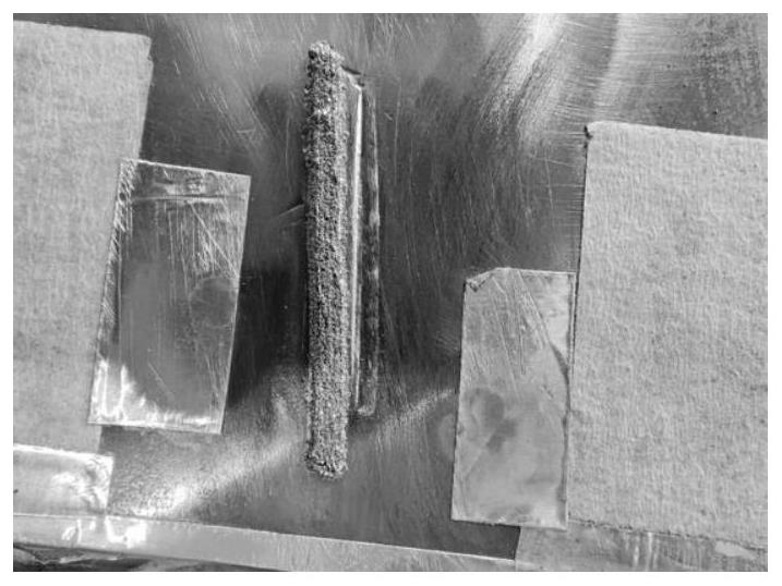 Titanium alloy thin-wall part surface crack repairing method