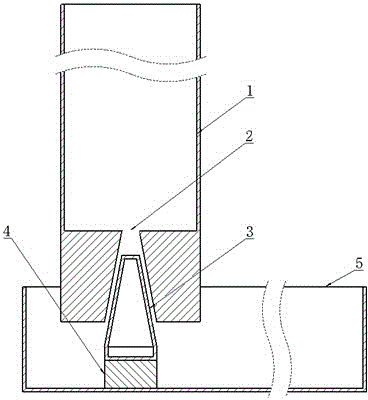 Liquid level control device used in high temperature condition