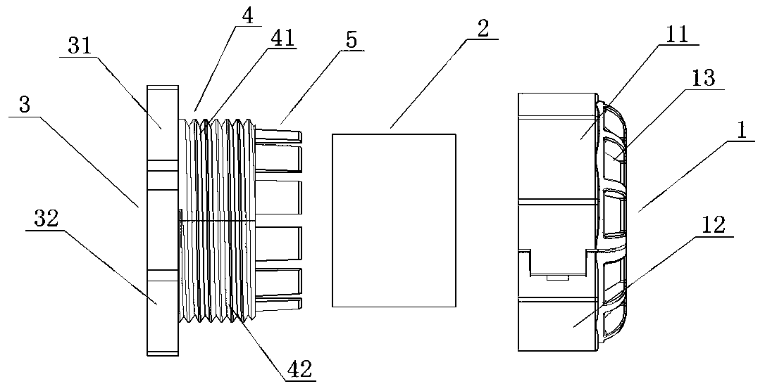 Distribution substation cable incoming and outgoing port plugging device