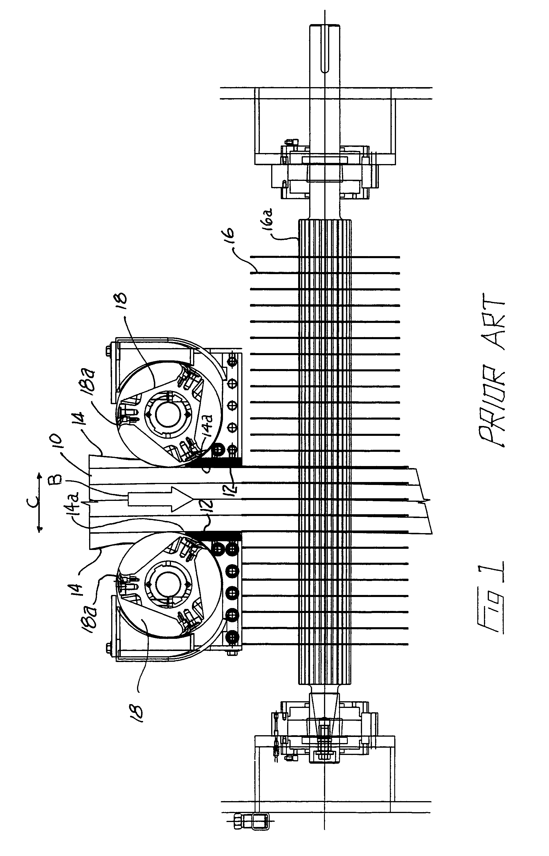 Apparatus for sawing a workpiece