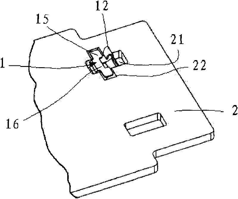 Metal spring leaf in electronic product and connecting structure adopting same