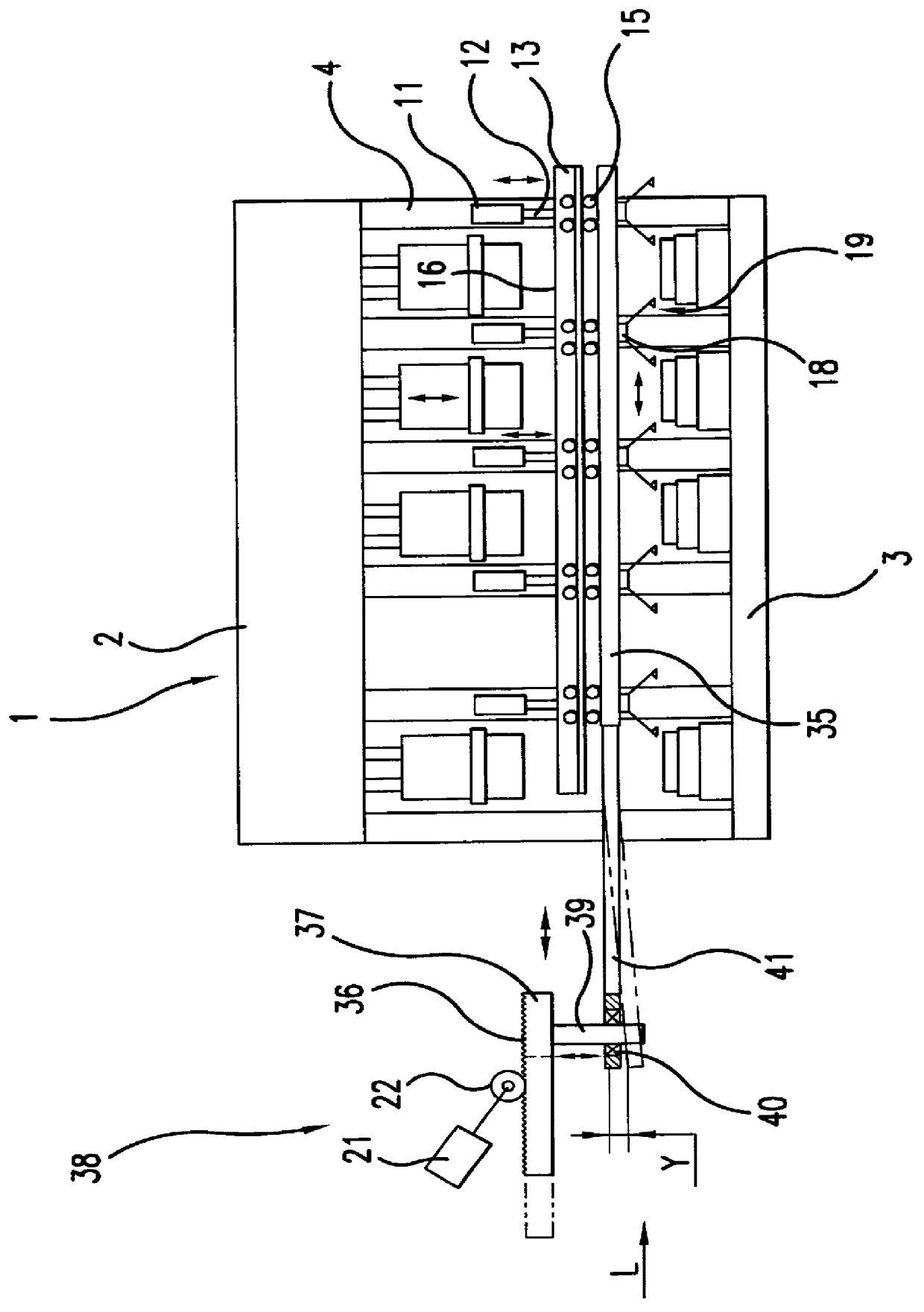 Apparatus and methods for transferring workpiece in a transfer press machine