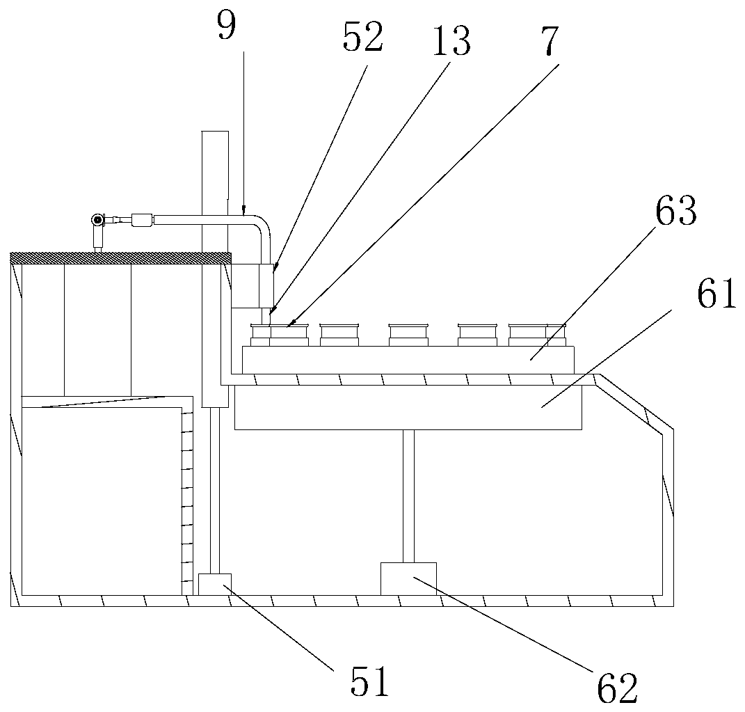 Smoke trapping device, smoking machine and trapping method for cigarette product