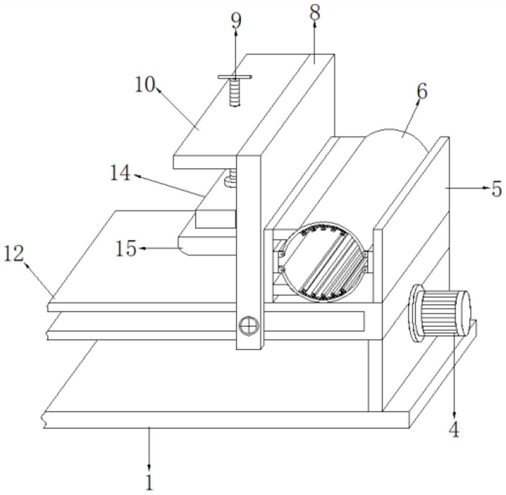 Plate levelness detection device for mechanical manufacturing