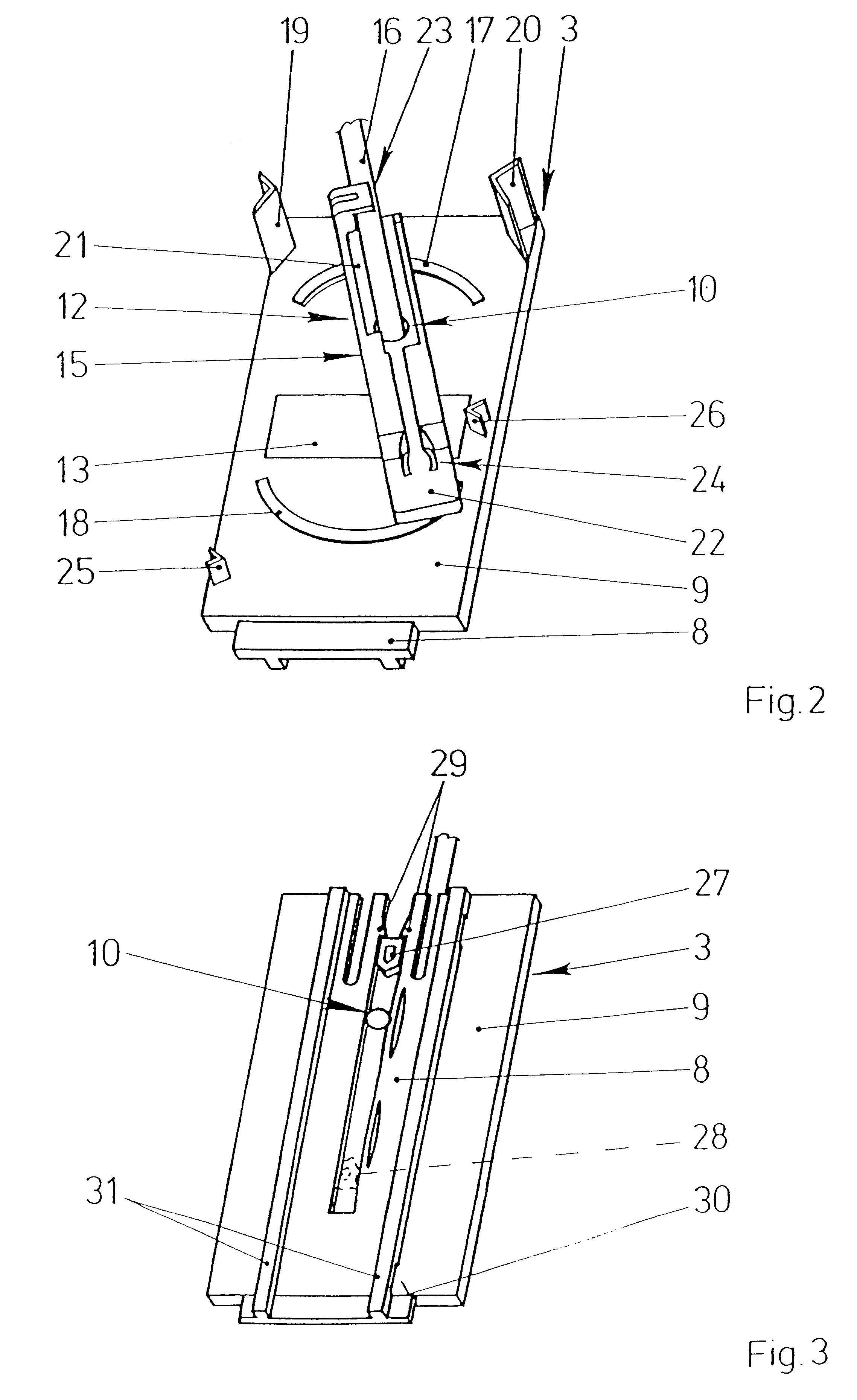 Feed device intended for mounting in a fuel tank