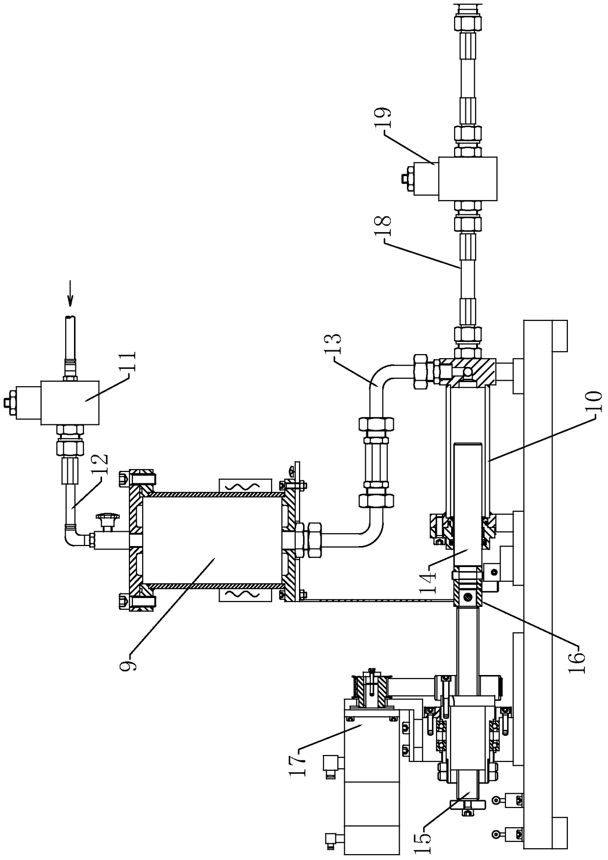 A vertical simulation device and simulation method for submarine oil spill