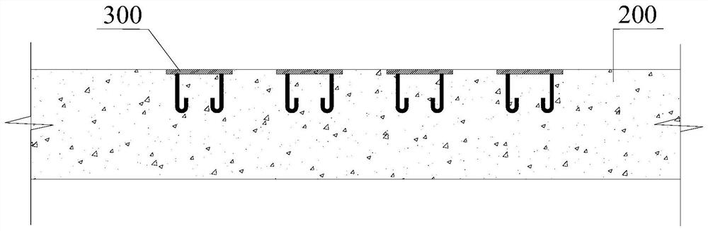 Construction method and installation structure of glazed decorative components of roof ridge of antique buildings