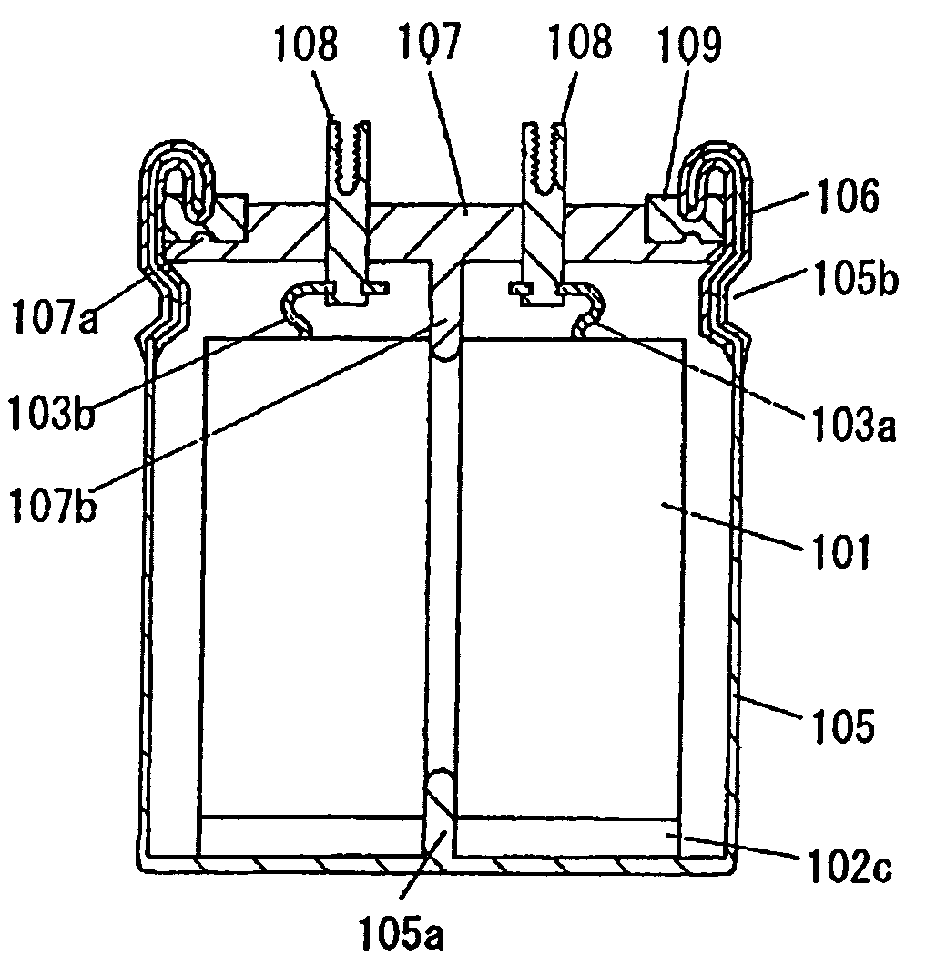 Capacitor and method of connecting the same