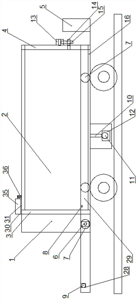 Automatic discharging device of shuttle car for building and using method thereof