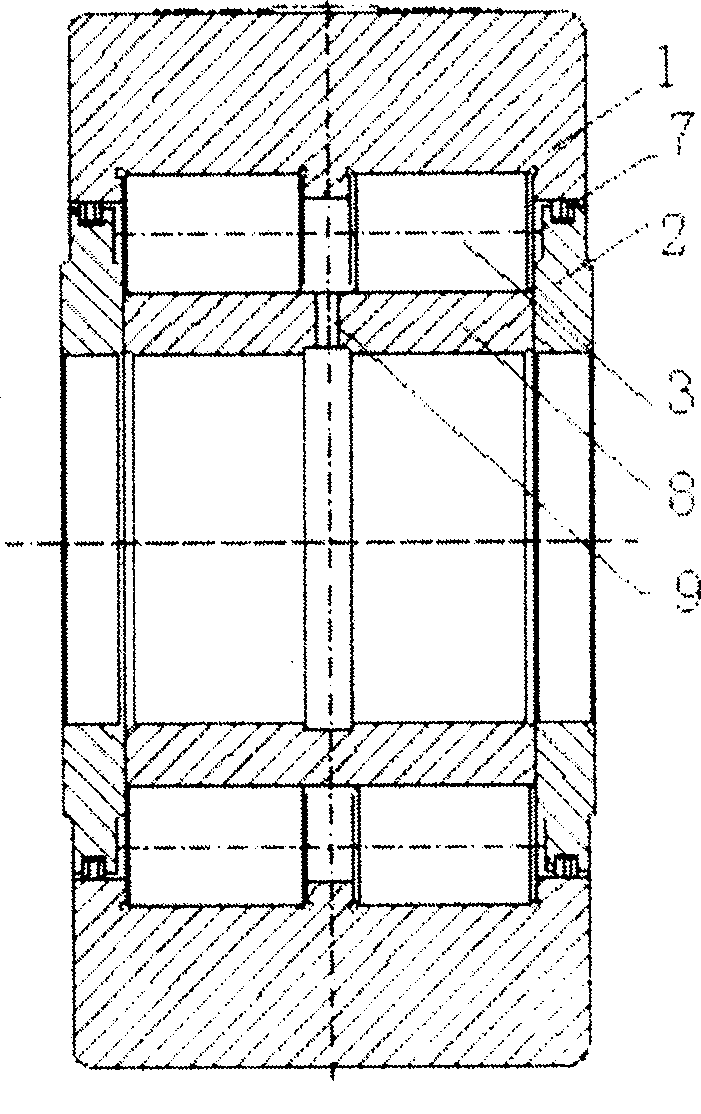 Supporting roller split inner sleeve or split bearing assembled connecting device