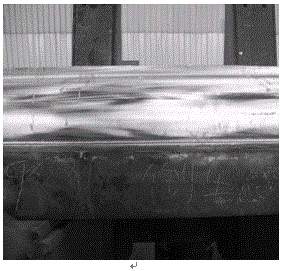A kind of large-thickness hydrogen-facing 12cr2mo1r steel plate and its manufacturing method