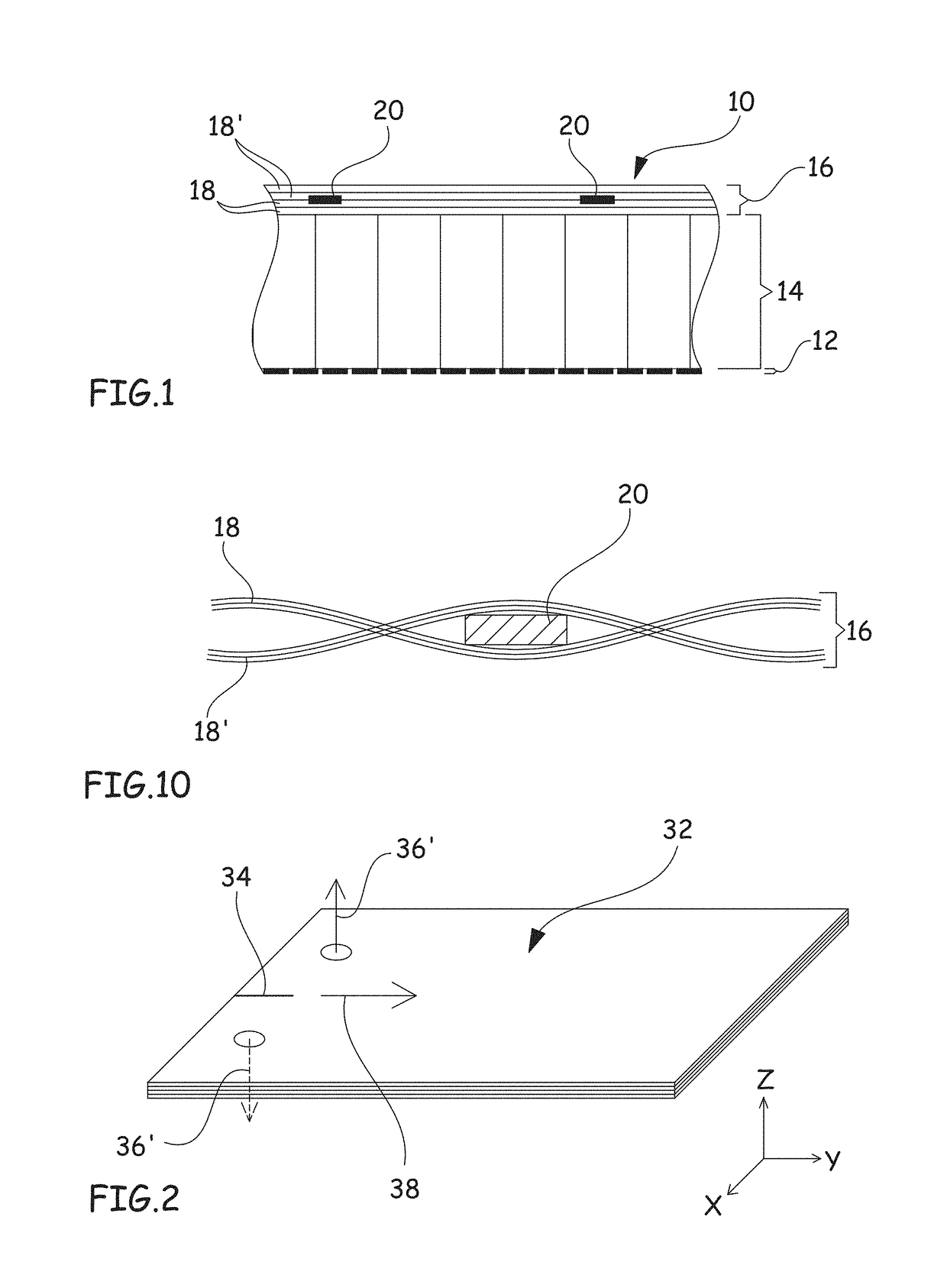 Wall made from a composite material reinforced so as to limit the spread of a crack in a direction