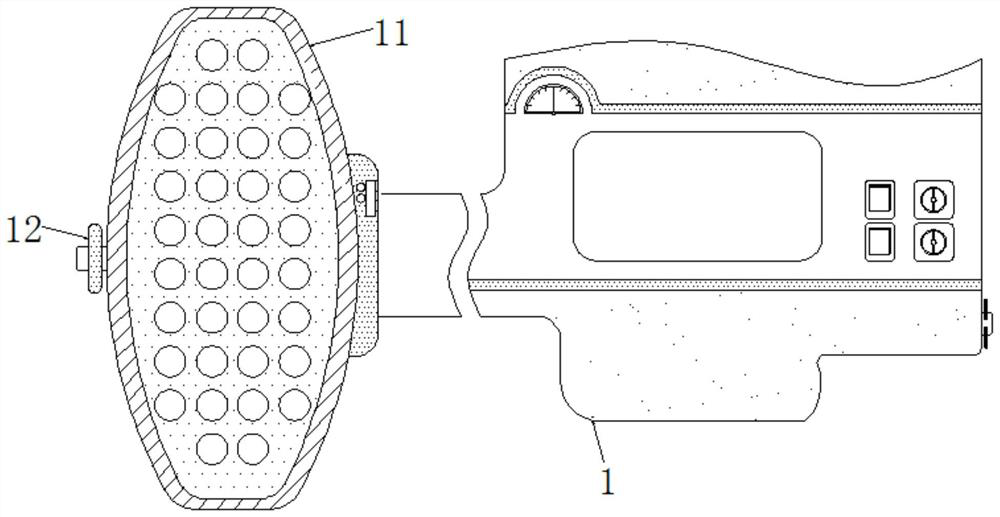 A more energy-efficient and evenly ironed clothes ironing machine