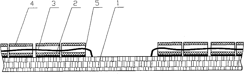 Woollen fabric with surface bound with chains