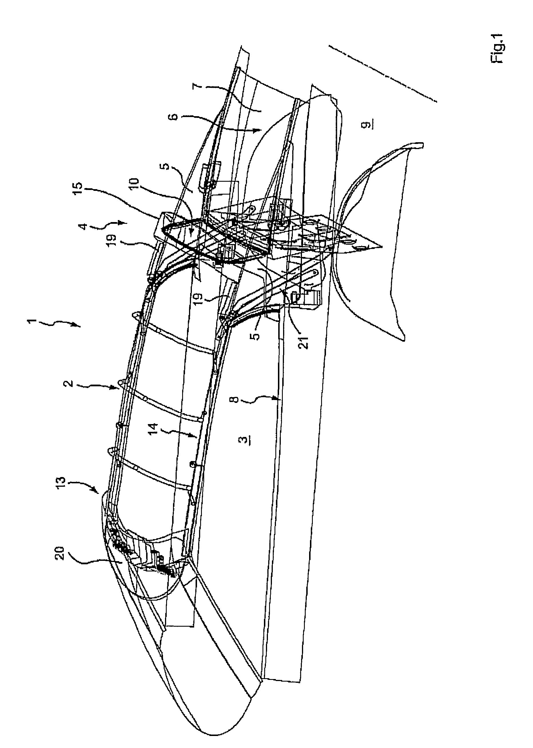 Motor vehicle having a movable roof assembly